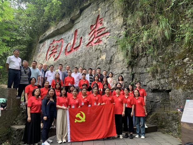 f5dfc9dab1eaed2d48bf484f3ec0dfd3